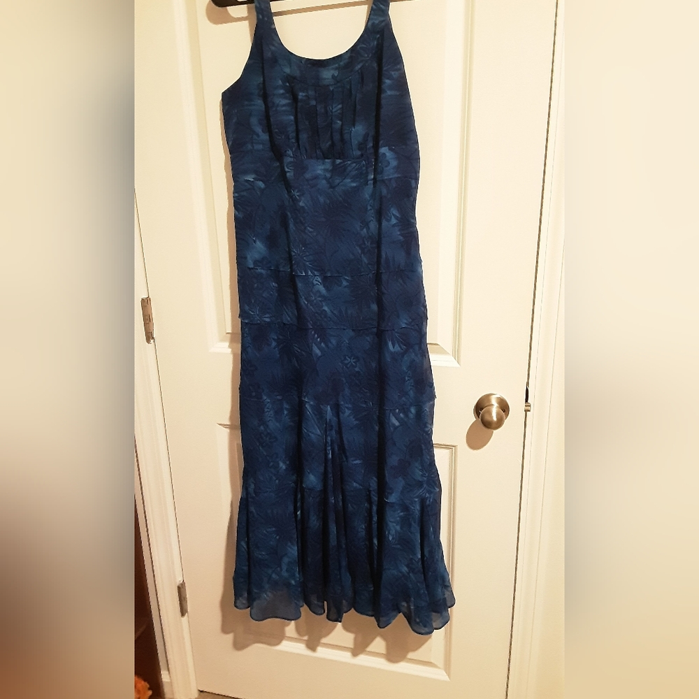Jones Wear Dress